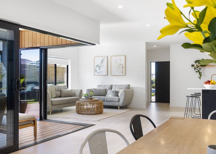  at 10 Gabriela Close, Pyes Pa, Tauranga