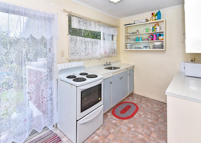  at 2/43 Wyllie Road, Papatoetoe, Auckland