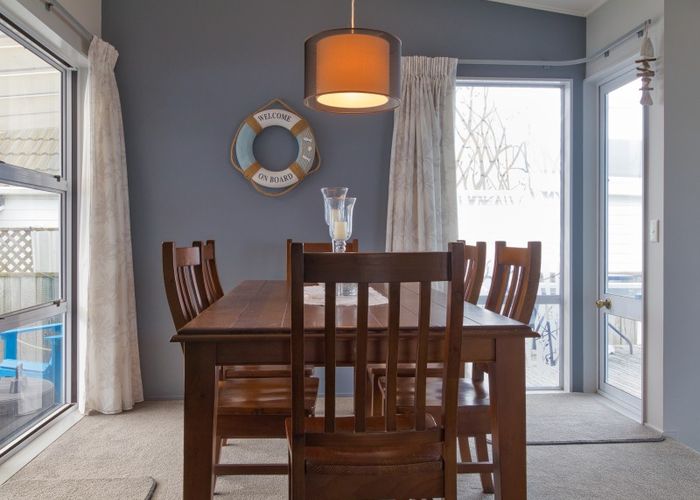  at 111 North Shore Road, Eskdale