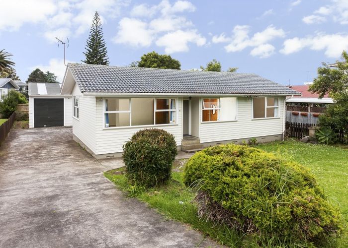  at 91 Coronation Road, Mangere Bridge, Auckland