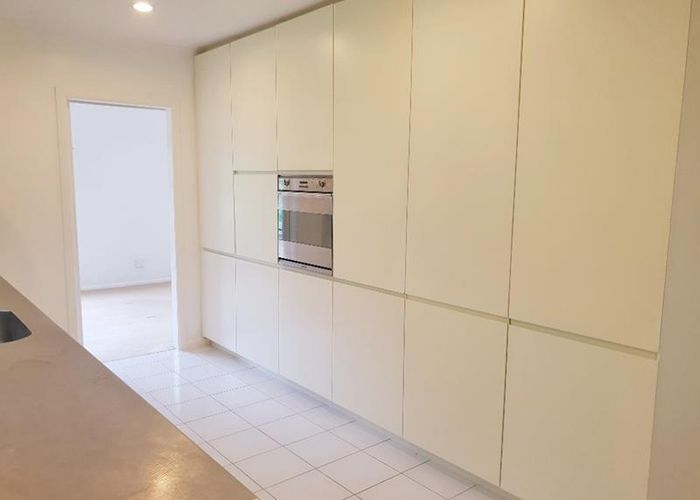  at 60 Queenstown Road, Onehunga, Auckland