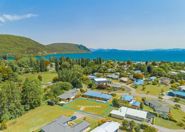  at 35 Lakemere Way, Kinloch, Taupō