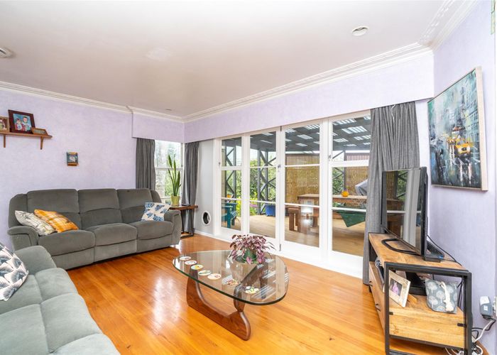  at 19 Eton Drive, Hillcrest, Hamilton