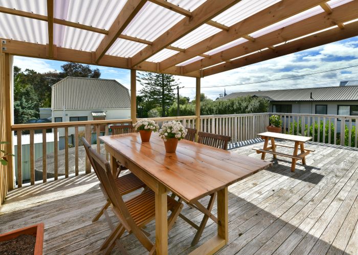  at 30 Holiday Road, Stanmore Bay, Whangaparaoa