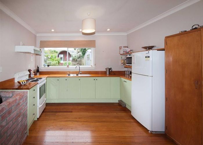  at 34 Glenside Road, Glenside, Wellington