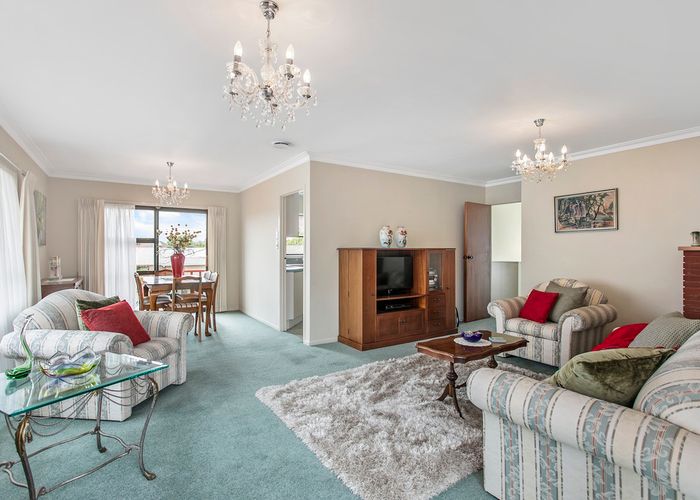  at 10 Galloway Crescent, Farm Cove, Auckland