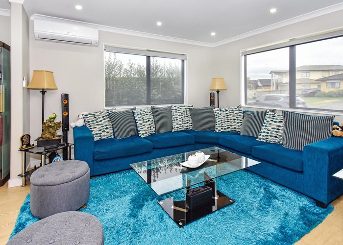  at 87 Naylors Drive, Mangere, Auckland
