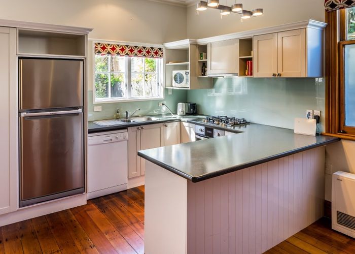  at 73 Nairn Street, Mount Cook, Wellington