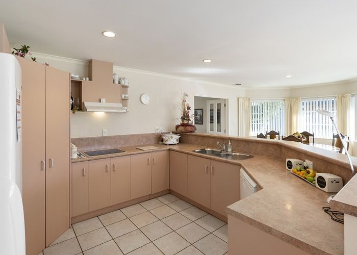  at 145 Summerhill Drive, Fitzherbert, Palmerston North