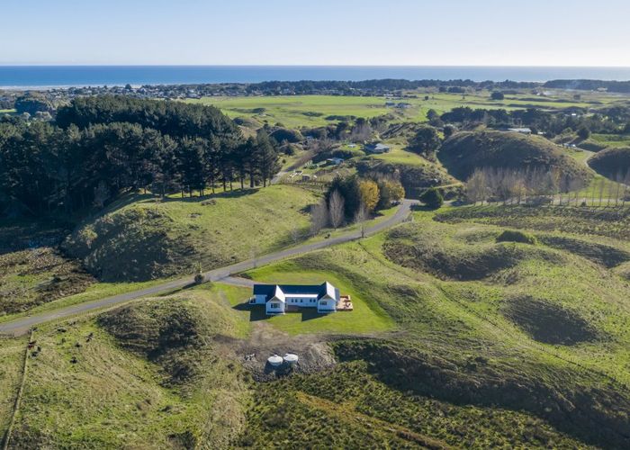  at 17 Amelia Way, Manakau, Levin
