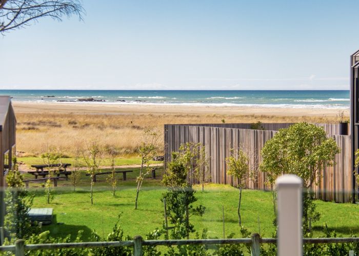  at 302 RIVERSDALE RD, Riversdale Beach, MASTERTON