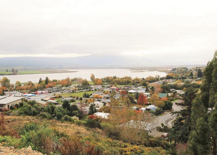  at 33 Castle Street, Waihola