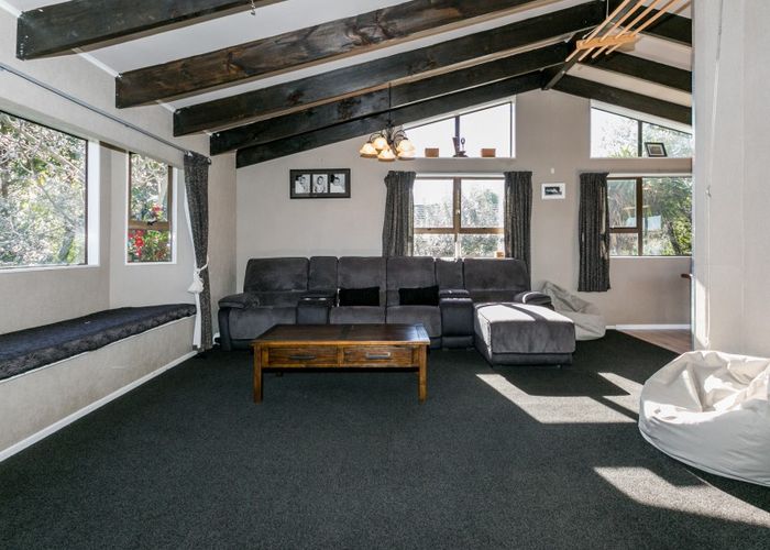  at 6 Haskell Place, Greenmeadows, Napier