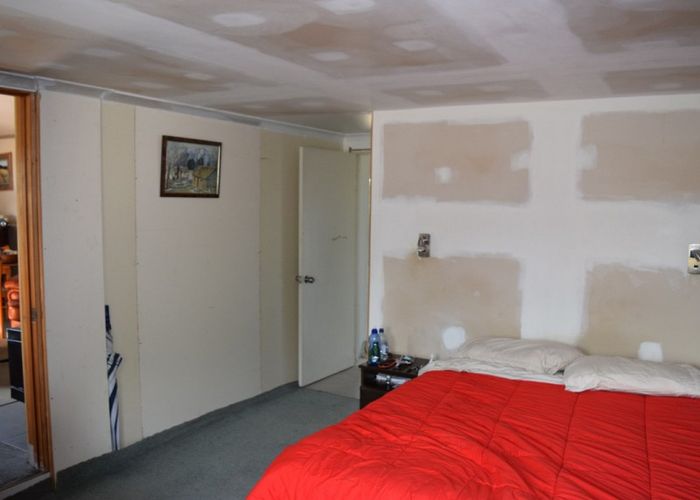  at 55 McPhedrons Road, Burnt Hill, Oxford