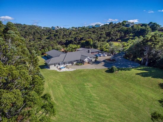  at 26 Puriri Place, Sandspit