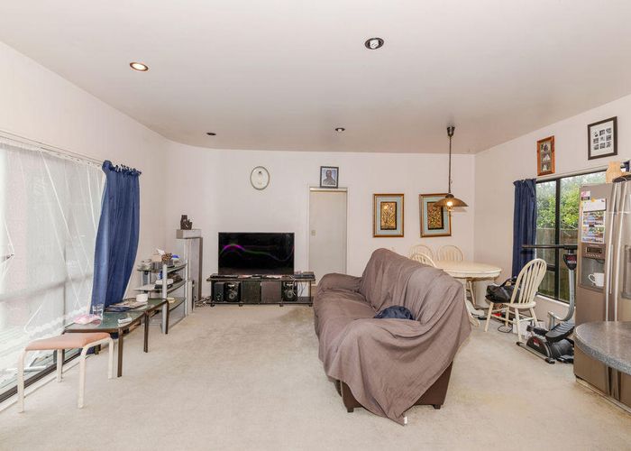 at 1A Valron Road, Te Atatu South, Auckland