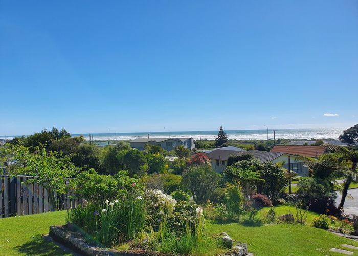  at 13 Nolan Crescent, Karoro, Greymouth