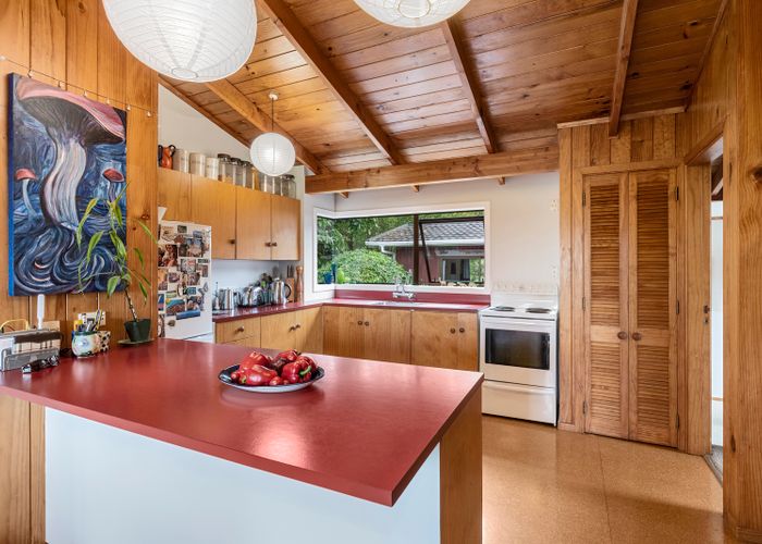  at 52 Leinster Avenue, Raumati South, Paraparaumu