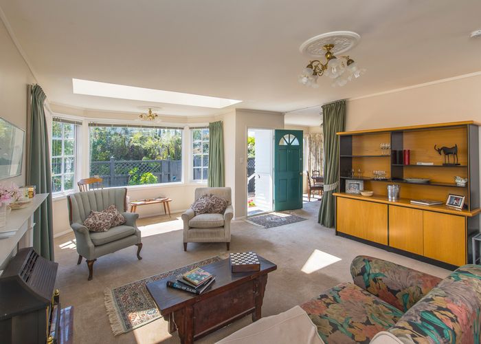  at 9 Dasent Street, Karori, Wellington