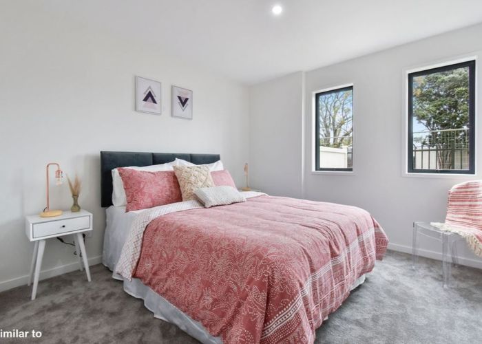  at 112/8 Gray Avenue, Mangere East, Auckland