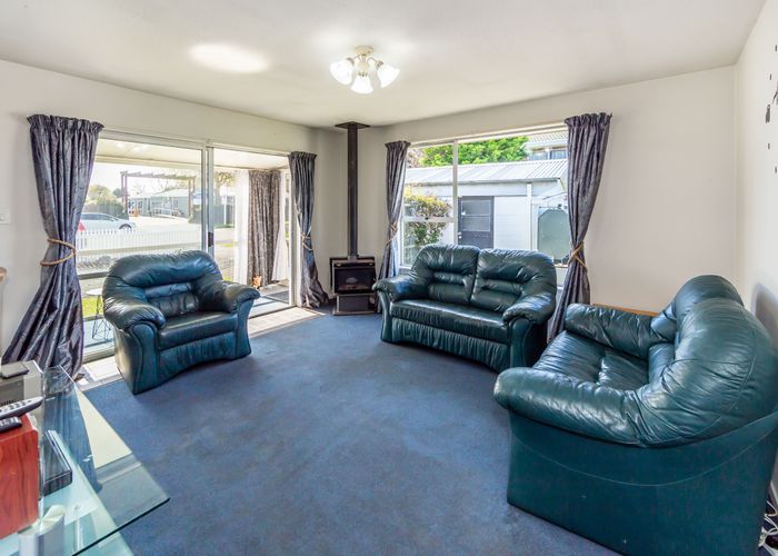 at 1/2 Kidbrooke Street, Bromley, Christchurch