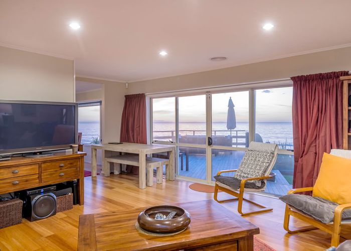  at 4 Aotea Road, Raumati South, Paraparaumu
