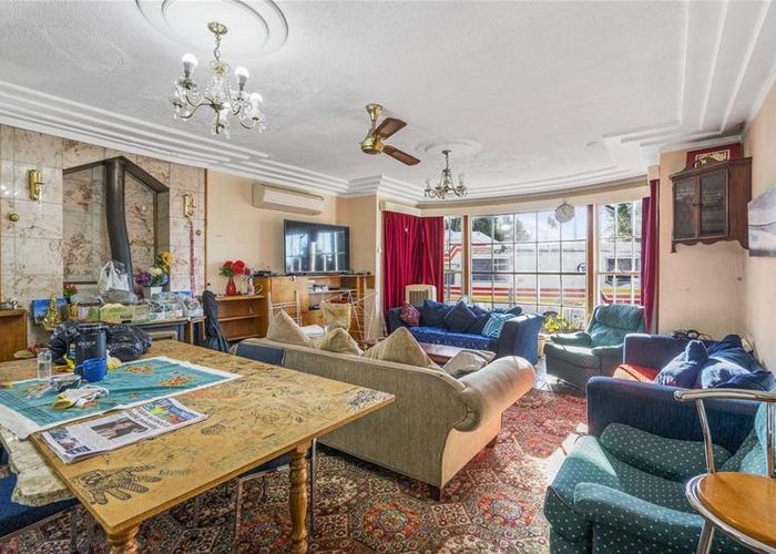  at 221 Hills Road, Mairehau, Christchurch