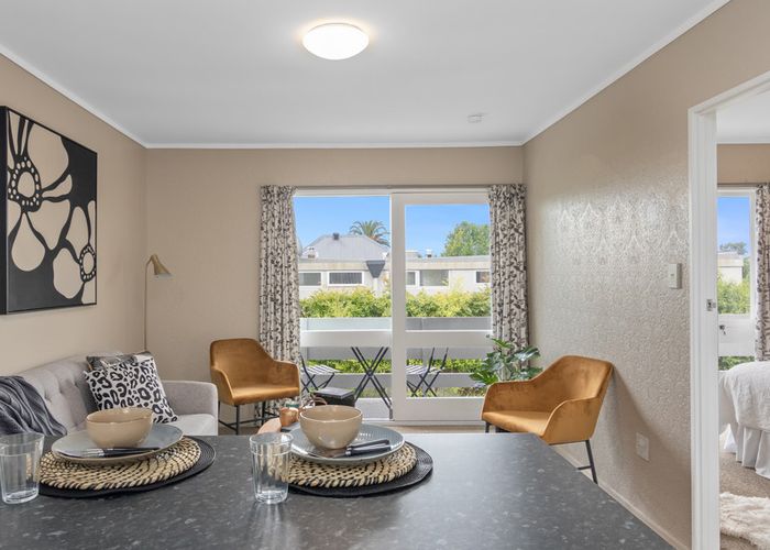  at 6/60 Grange Road, Mount Eden, Auckland
