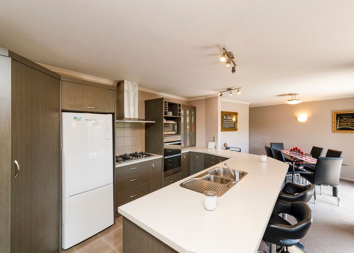  at 45 Peter Hall Drive, Kelvin Grove, Palmerston North