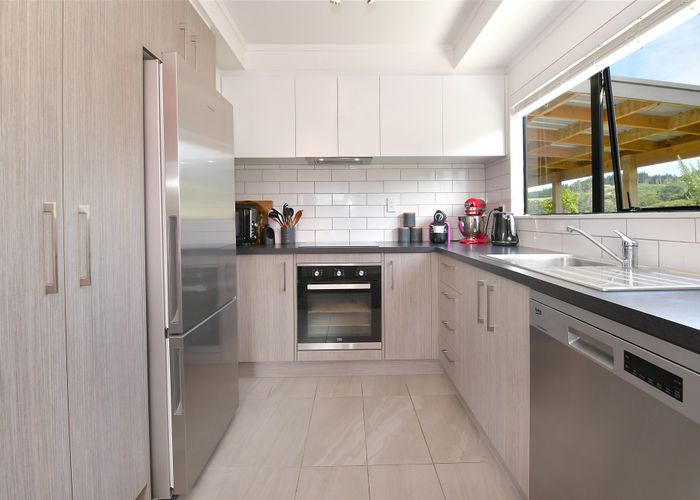  at 16 Rauta WAY, Helensville, auckland