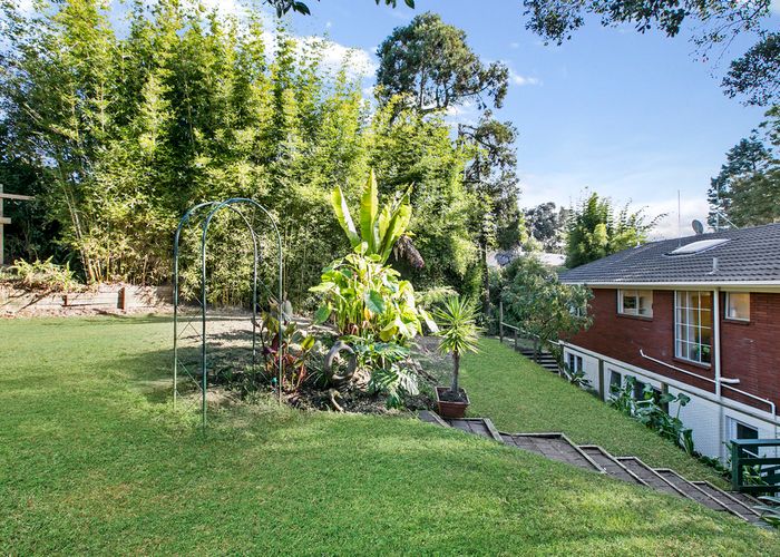  at 7A South Lynn Road, Titirangi, Auckland