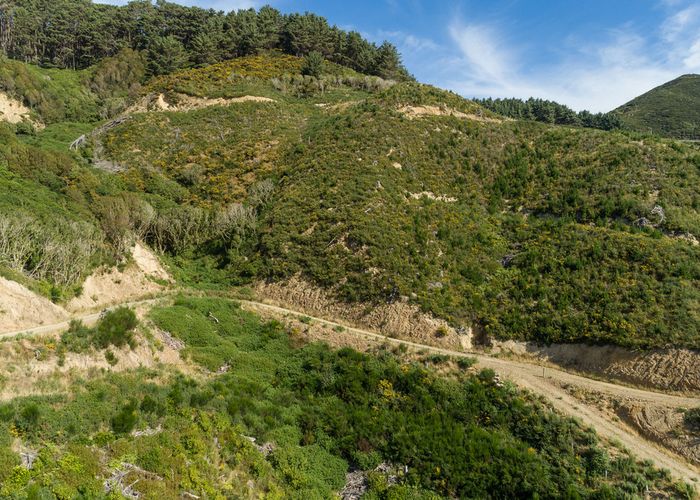  at 148 Makara Road, Karori