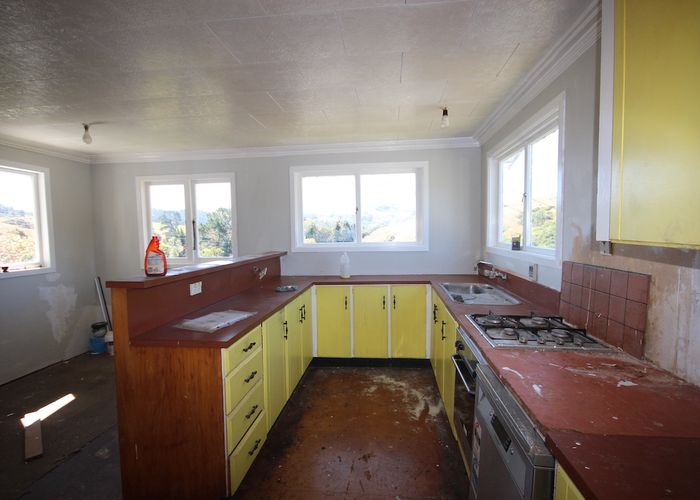  at 12 Robert Avenue, Pukemiro