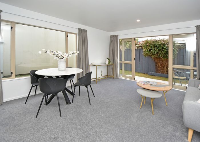  at 5/17 Longley Place, Addington, Christchurch