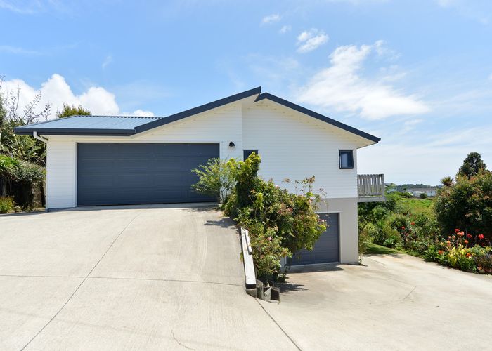  at 8 Pacific Ridge, Whangarei