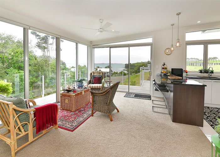  at 24 Albro Lane, Algies Bay, Warkworth