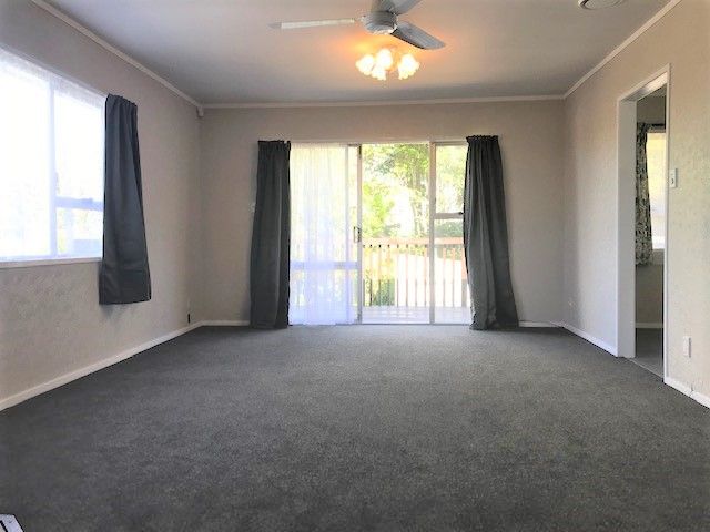  at 2 Stallard Place, Glen Eden, Auckland