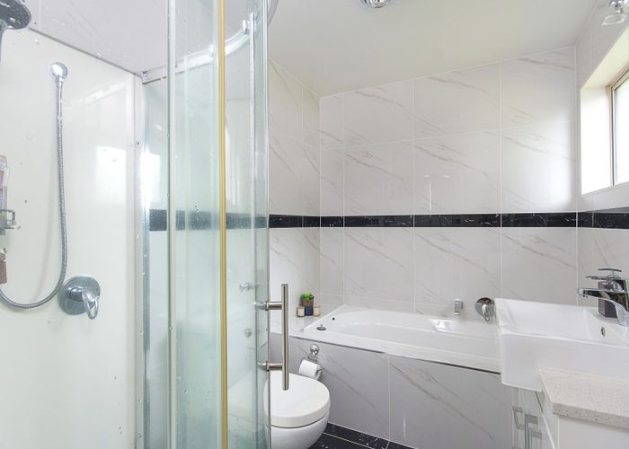  at 79 Parkhaven Drive, Rosehill, Papakura