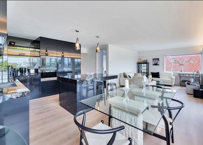  at 6/10 Tagalad Road, Mission Bay, Auckland