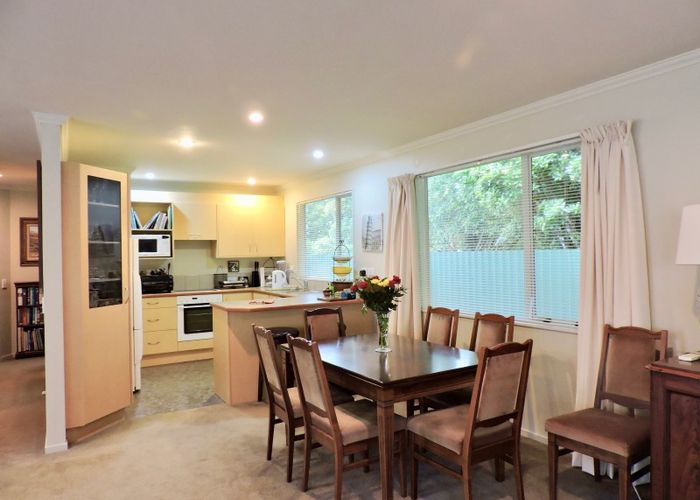  at 13 Peterhouse Street, Tawa, Wellington
