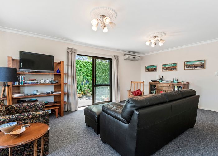 at 3-52/52 Blake Street, New Brighton, Christchurch