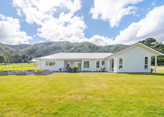  at 319 Marchant Road, Kaitoke, Upper Hutt