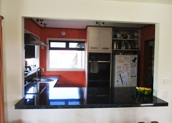  at 32 Pioneer Highway, Awapuni, Palmerston North