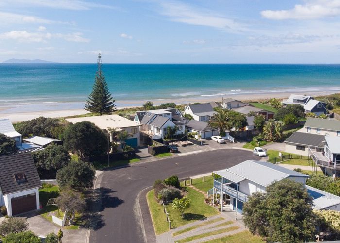  at 6 Glen Isla Place, Waihi Beach