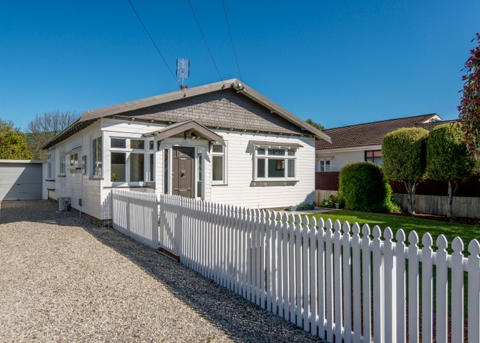  at 42 Koromiko Street, Saint Martins, Christchurch