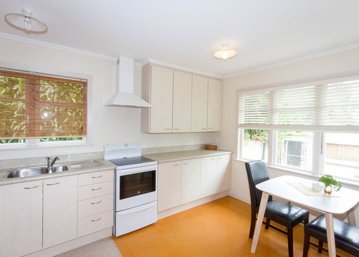  at 16 Mount View Road, Bastia Hill, Whanganui