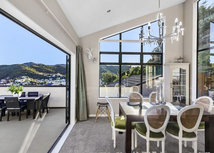  at 5B Mace Street, Island Bay, Wellington