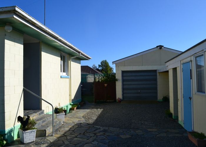  at 6 Mclean Street, Glenavy