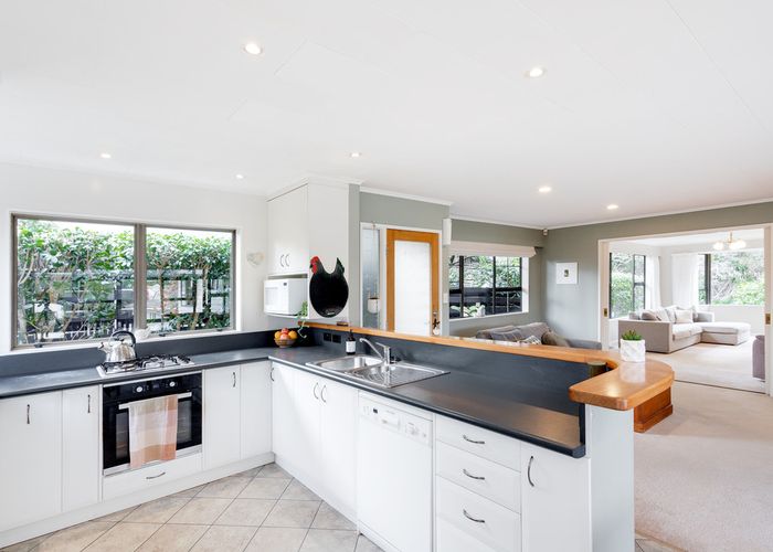  at 5 Arundel Grove, Silverstream, Upper Hutt