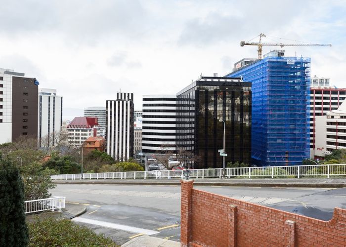  at 82 Bolton Street, Kelburn, Wellington